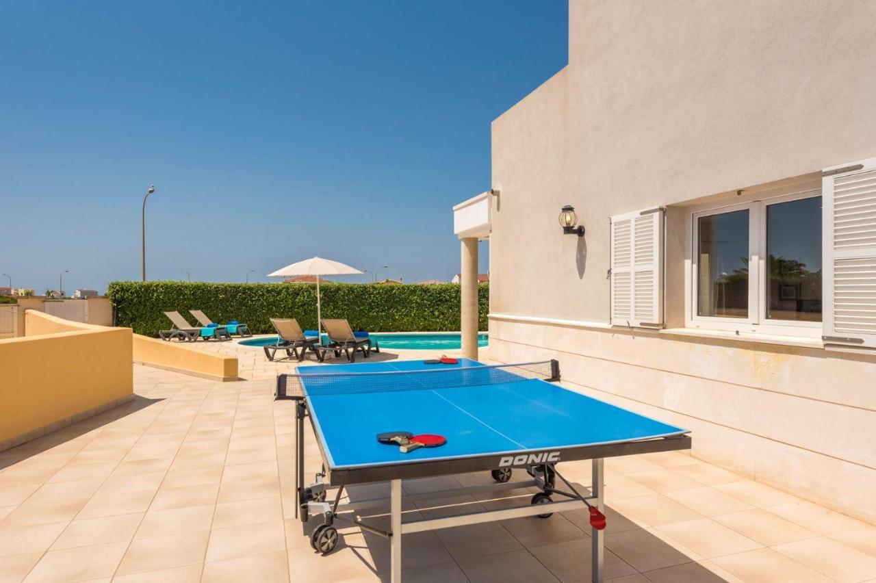 Gris 4 Bedroom Villa, Cala'N Forcat كالا إن بلانيس المظهر الخارجي الصورة